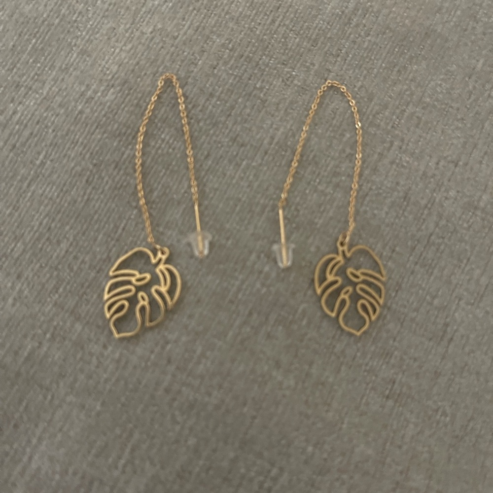 monstera leaf dangle earrings
